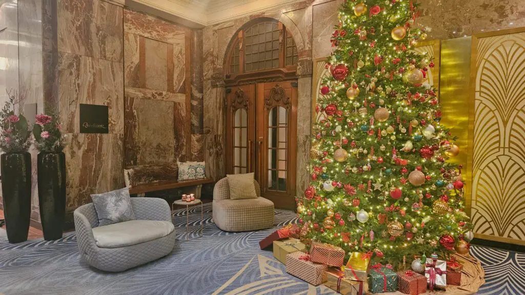 הלובי של Fraser Suites Hamburg