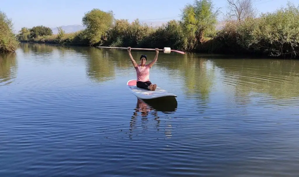 עינת קפלן לבנת - סדנאות וטיולי סאפ בכנרת ובירדן
