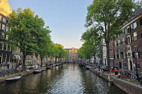 תיירות יתר באמסטרדם